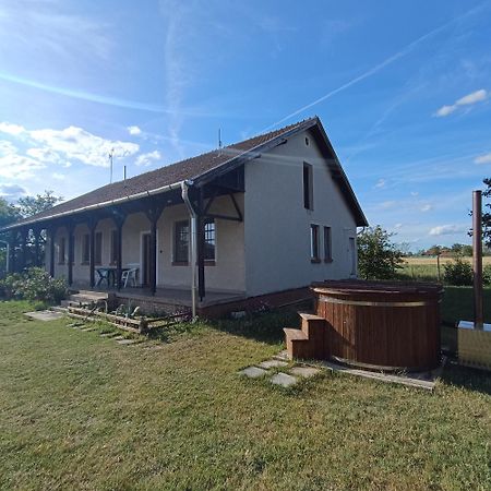 Napkelte Vendeghaz Lägenhet Szeged Exteriör bild
